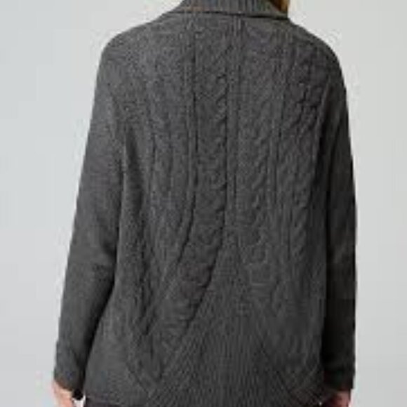 Pure Jill Curved-Hem Cabled Cardigan - Picture 4 of 6
